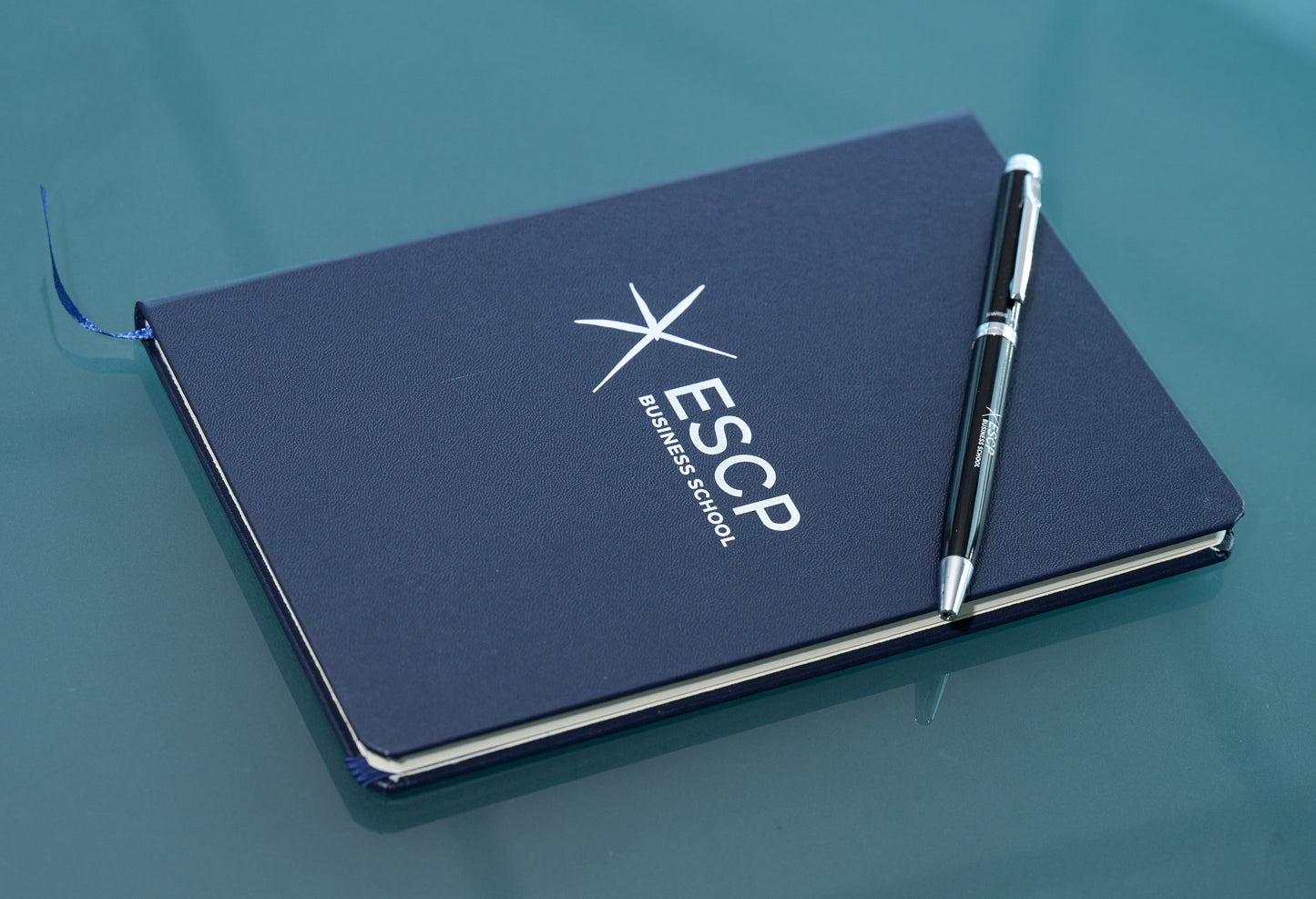 Stationary bundle navy